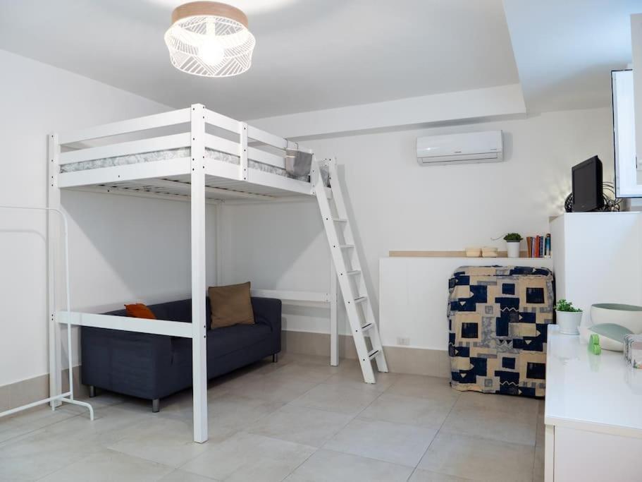 Apartment Vicino Metro M3 Brenta